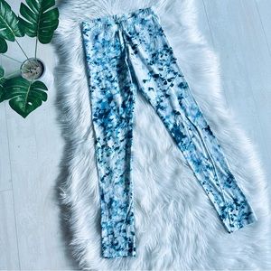 5x$25 Old Navy Blue Tie Dye Floral Print Leggings, 14-16 XL